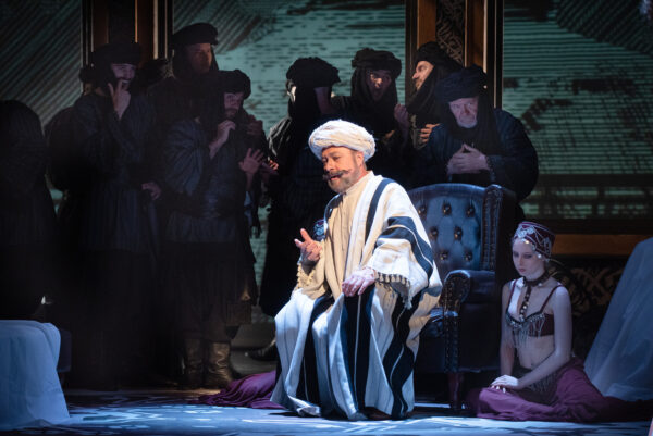 zdjęcia z opery Włoszka w Algierze