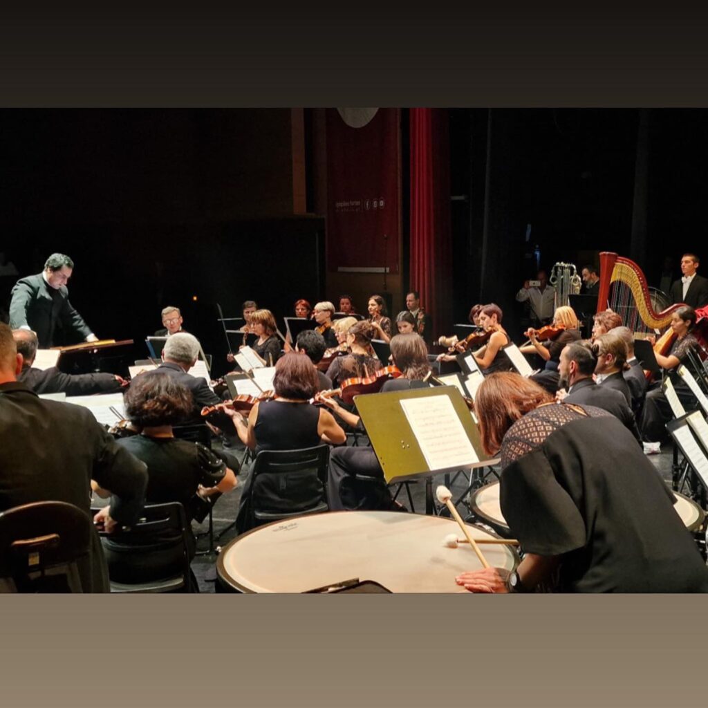 Muzycy Orkiestry Symfonicznej Filharmonii Podkarpackiej wraz z muzykami z Portugalii