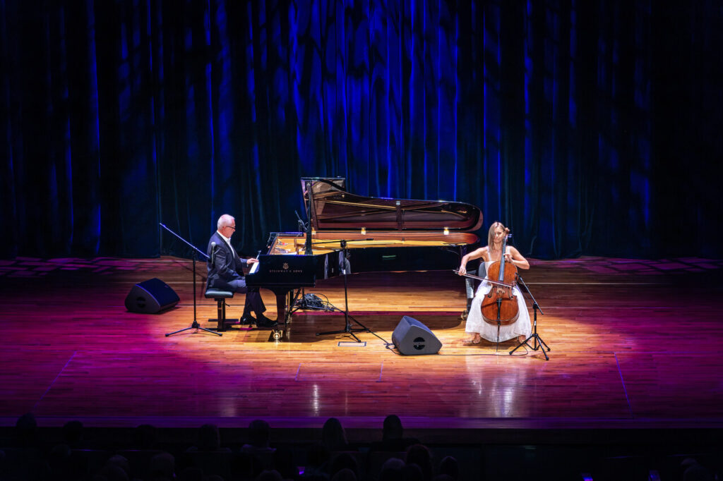 Waldemar Malicki (fortepian) i Małgorzata Krzyżanowicz (wiolonczela)