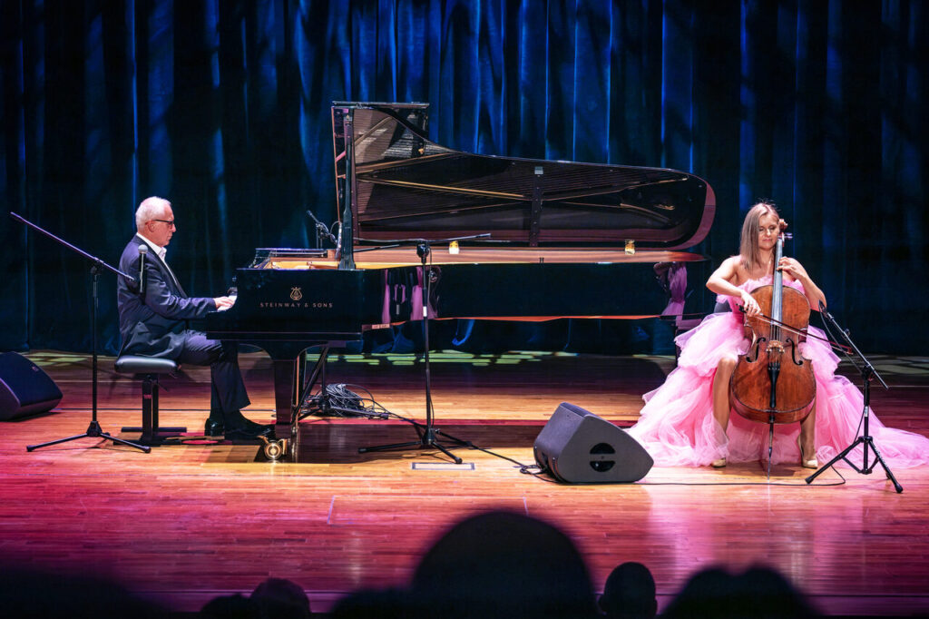 Waldemar Malicki (fortepian) i Małgorzata Krzyżanowicz (wiolonczela)