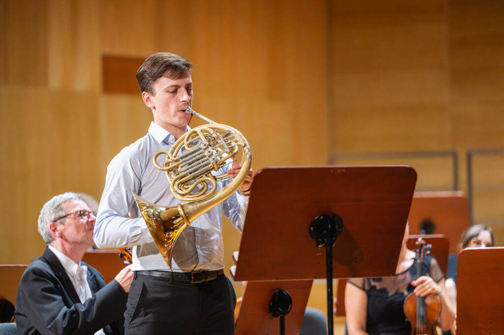 Flavio Oliveira (waltornia)