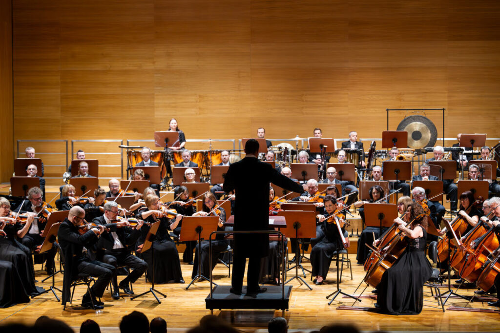 Orkiestra Symfoniczna Filharmonii Podkarpackiej pod batutą Jiri Petrdlika