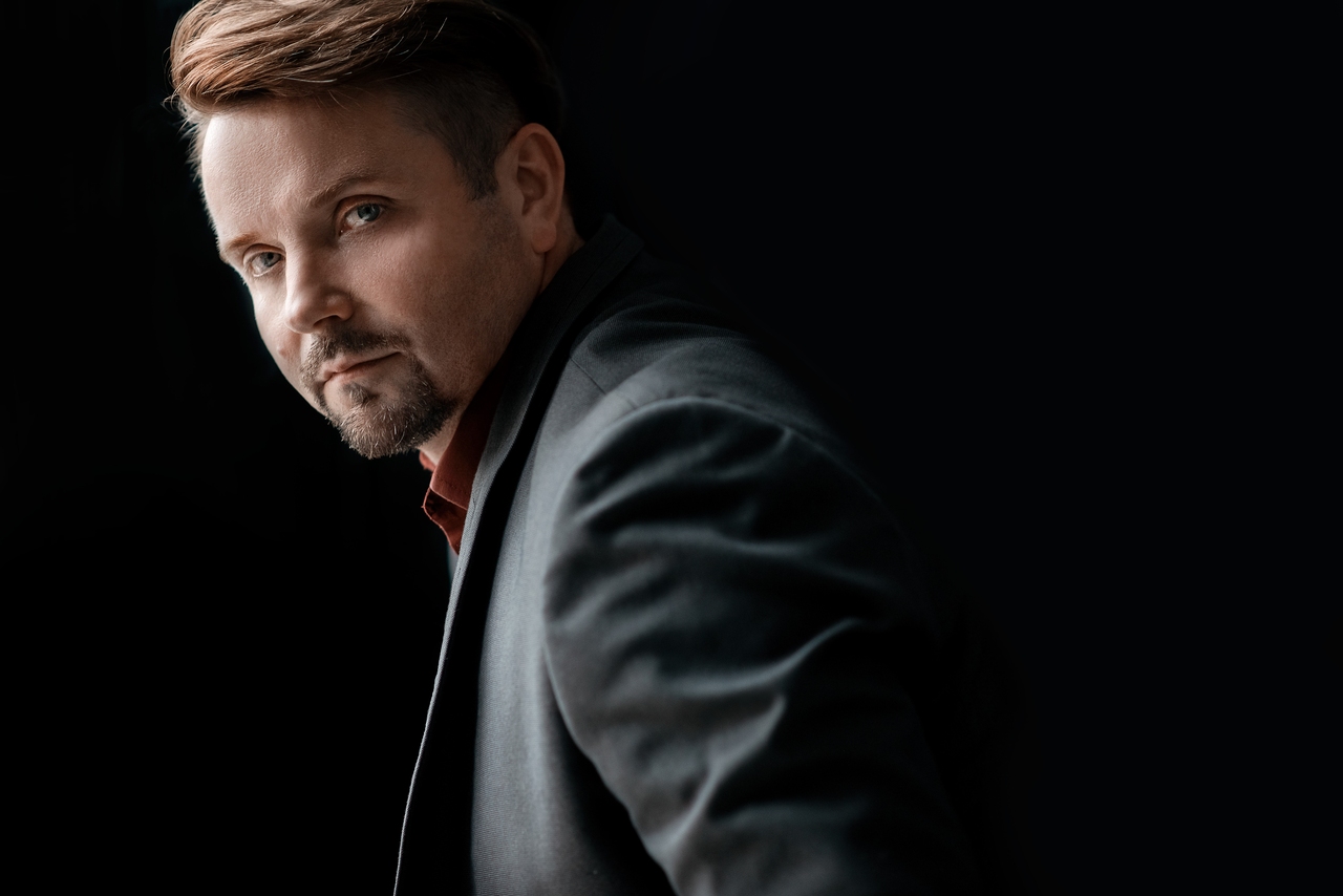 XEN_2669_Easy-Resize.com