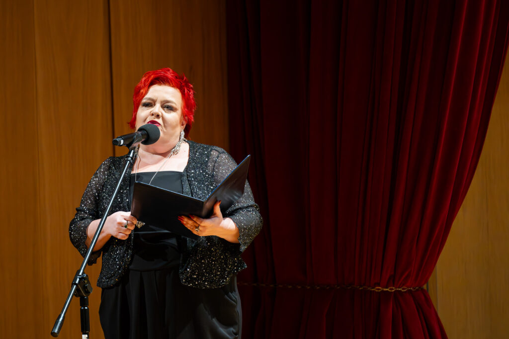 Regina Gowarzewska - konferansjer