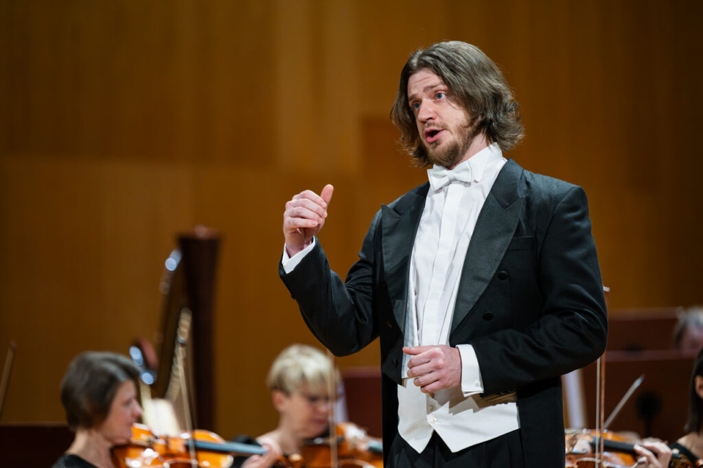 ANDRIJ CHARLAMOV – baryton