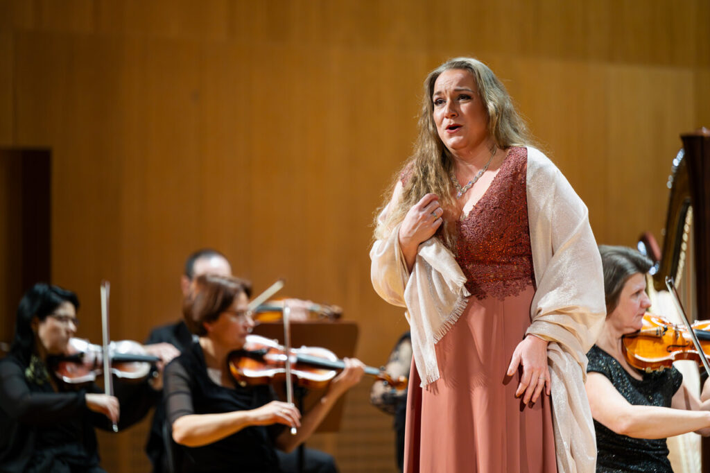 IVANA VEBEROVÁ – sopran