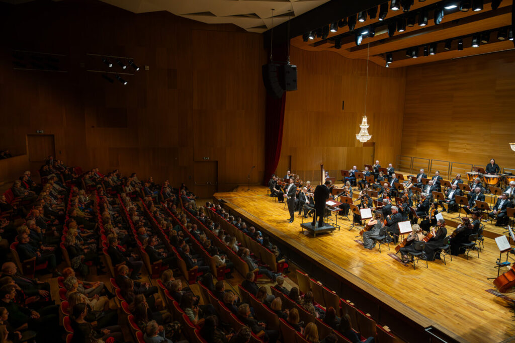 ANDRIJ CHARLAMOV – baryton i Orkiestra Symfoniczna Filharmonii Podkarpackiej pod batutą Jiri Petrdlika