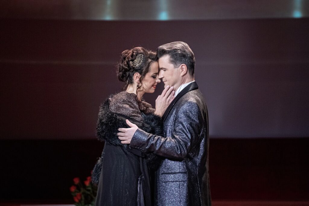 Artyści w czasie operetki "Księżniczka Czardasza"