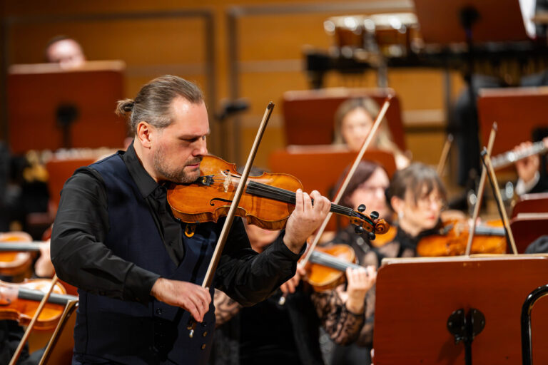 Read more about the article Koncert symfoniczny – 17 stycznia 2025r.