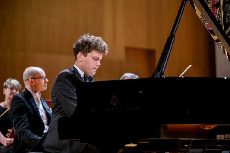 Read more about the article Koncert symfoniczny – 24 stycznia 2025r.