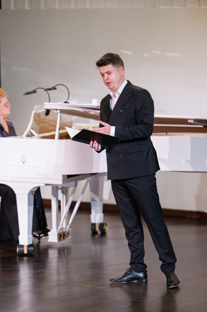 Jan Żądło (baryton) i Jolanta Munch ((fortepian)