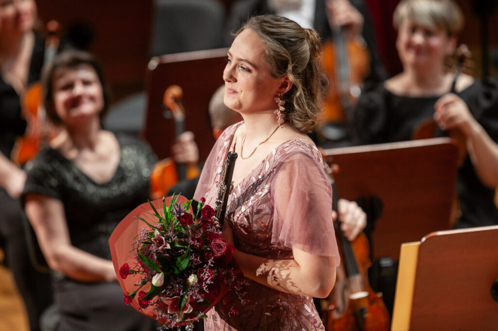 Stepanka Andelova - obój, w czasie koncertu symfonicznego