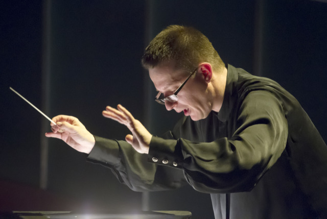 Tomasz-Tokarczyk.-Fot.-Dariusz-Pawelec_zdj.-02-_002_ Tomasz Tokarczyk - dyrygent