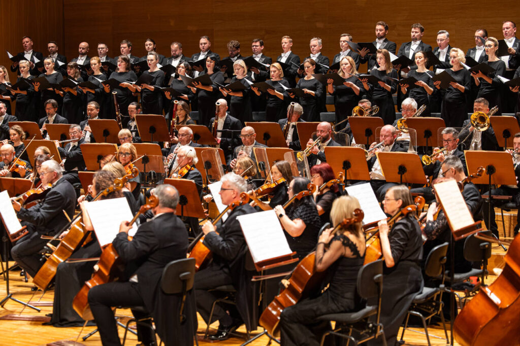 Chór Opery i Filharmonii Podlaskiej oraz Orkiestra Symfoniczna Filharmonii Podkarpackiej