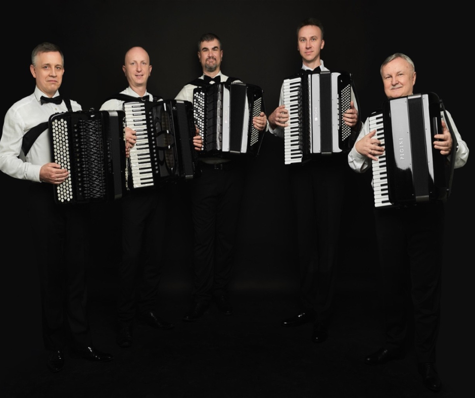 Kopia – Kopia – Kopia – Kopia – Kopia – Zielony Klasyczny Kobiecy Wyprzedaż Post na Facebooku zdjęcie kwintetu akordeonowego AMBITUS V